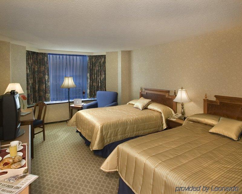 Sandman Signature Edmonton Downtown Hotel Номер фото