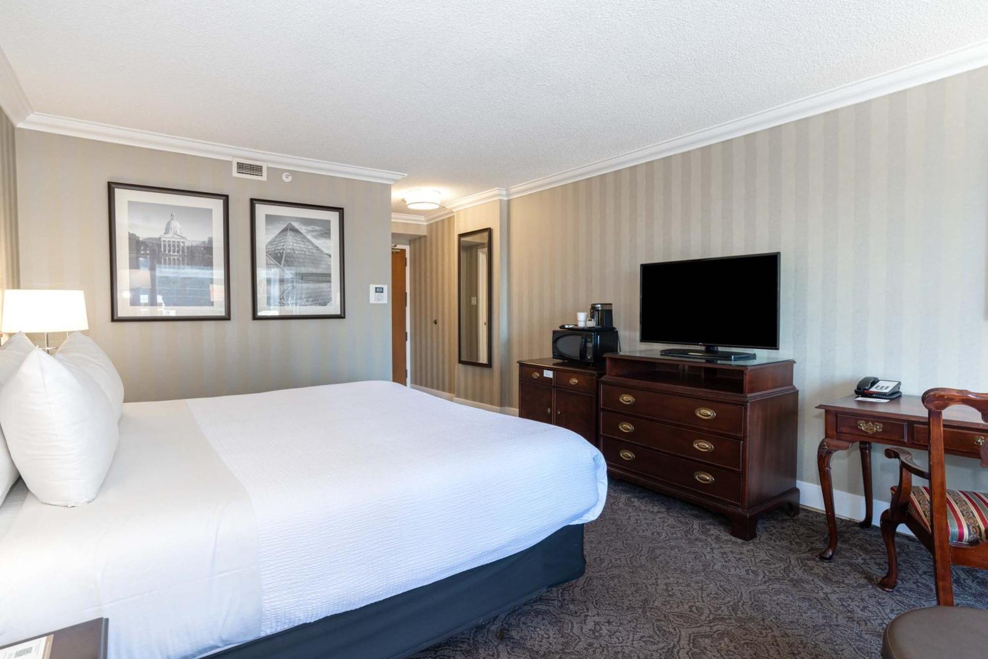 Sandman Signature Edmonton Downtown Hotel Екстер'єр фото